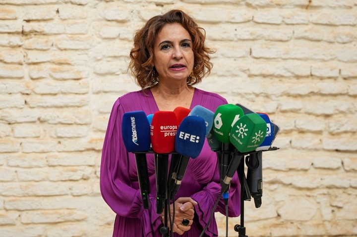 El Gobierno avisa a Ábalos que no se va a dejar "chantajear con sus mentiras"