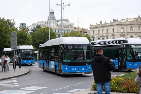 Récord de viajeros en los autobuses de la EMT durante el viernes de 'Black Friday'