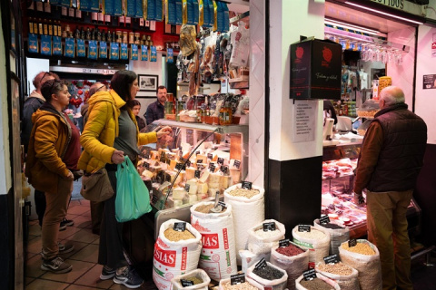 Los españoles gastarán una media de 796 euros por persona en Navidad