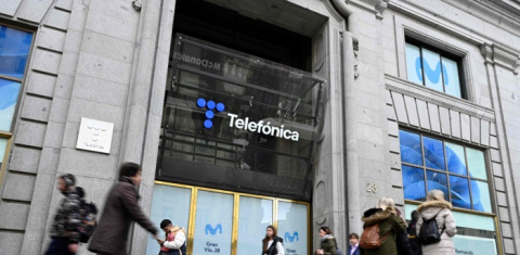 Telefónica reduce el ERE a 4.554 empleados